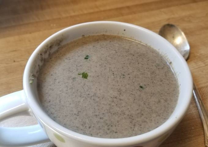 How to Prepare Super Quick Homemade Cream of Mushroom Soup by Rebecca Sackheim