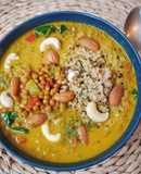 Curry de lentejas, verduras y frutos secos