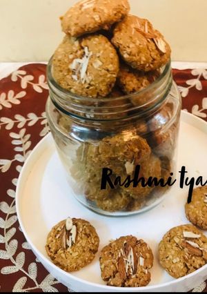 A picture of Healthy Oats And Jaggery Cookies💛.
