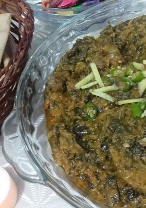 A picture of Gobhi Palak gosht.