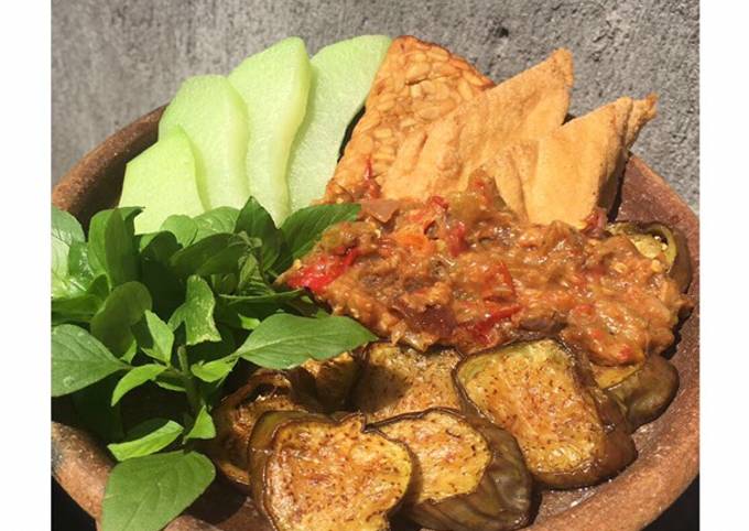 Resep Terong Penyet Lalapan, Lezat Sekali