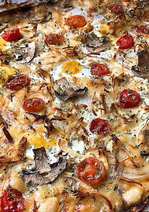Una foto de Pizza con base de berenjena (sin masa)