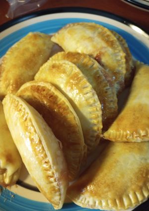 A picture of Strawberry Jam Empanadas.