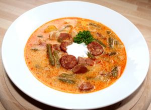 Magyaros zöldbableves recept fotója