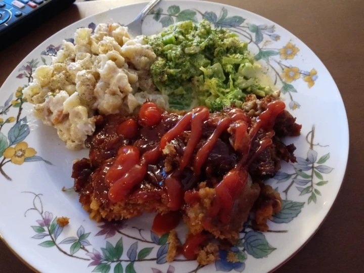 Easy Steps to Prepare Mexican Meatloaf with Baked Mac n&amp;#39; Cheese and Cheesy Broccoli the Perfect You can take Joss in your mouth
