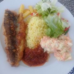 A picture of Fried fish.