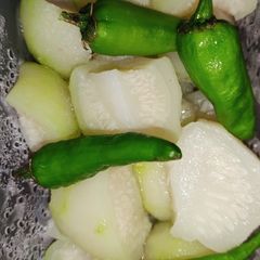 A picture of Desi Tinday (round gourd).