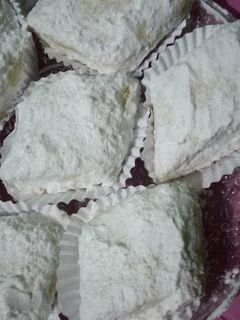 صورة لوصفة بوسو لاتمسو يذوبو فالفم بذوق الجلجلان وماء الزهر على طريقة أم عبد النور