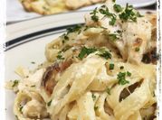 A picture of fettuccine alfredo