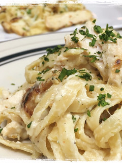 A picture of Fettuccine Alfredo.