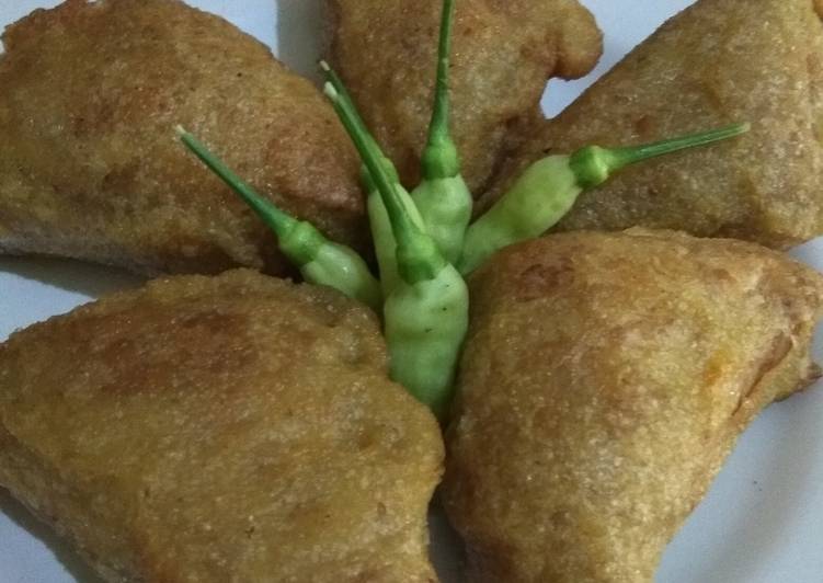 Tahu isi pedas