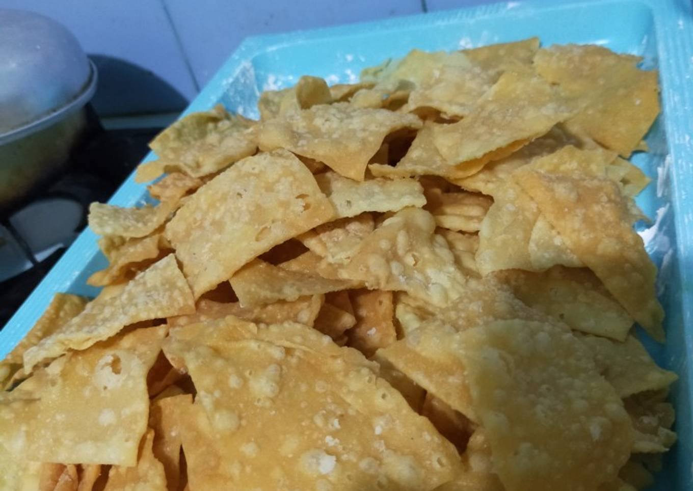 Kripik pangsit