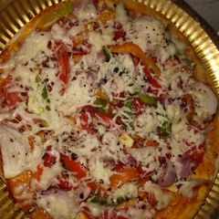 Pizza A picture of Pizza.