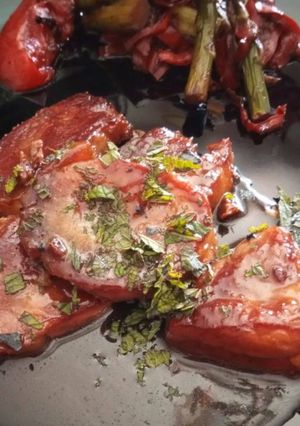 Foto principal de Solomillo de Cerdo Ibérico en Salsa Pedro Ximénez Cítrica con Verduras