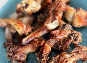 Foto principal de Conejo frito al ajillo en Airfryer