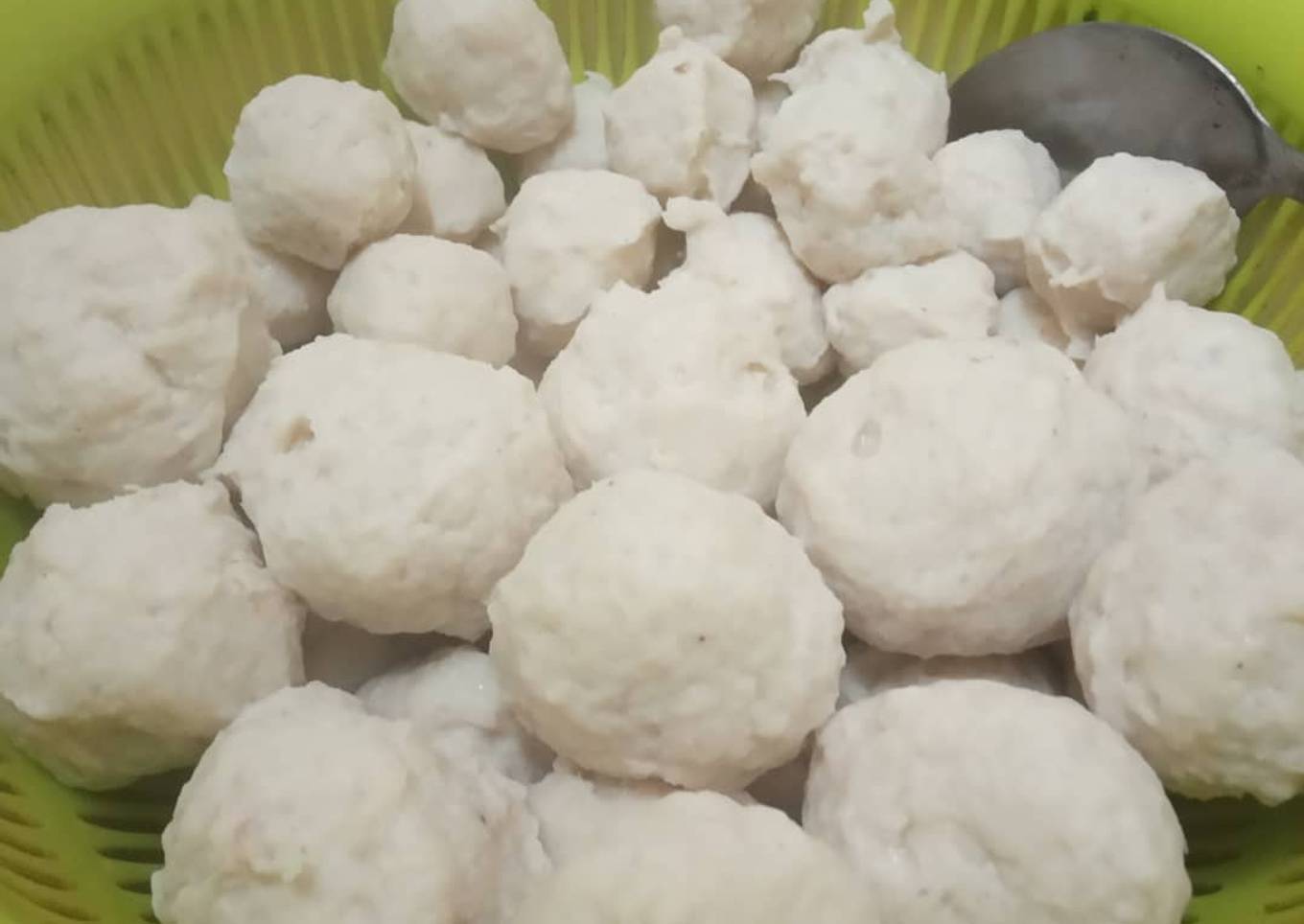 Bakso ayam kenyal dan enak