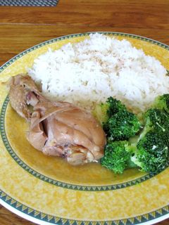Una foto de Pollo en estilo chino