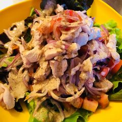 A picture of Chicken salad.