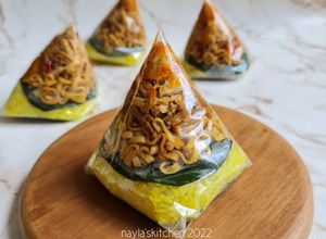 Foto resep Tumpeng Mini Kerucut/Nasi Kuning Magic Com