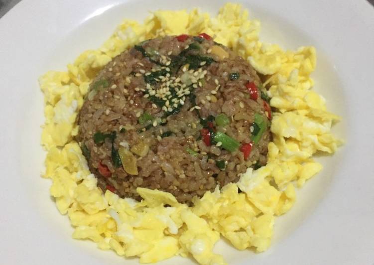 Resep Nasi Goreng Beras Merah untuk Diet Super Lezat