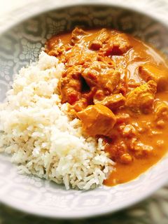 Afrikai harcsa szaftos indiai curry recept fotója
