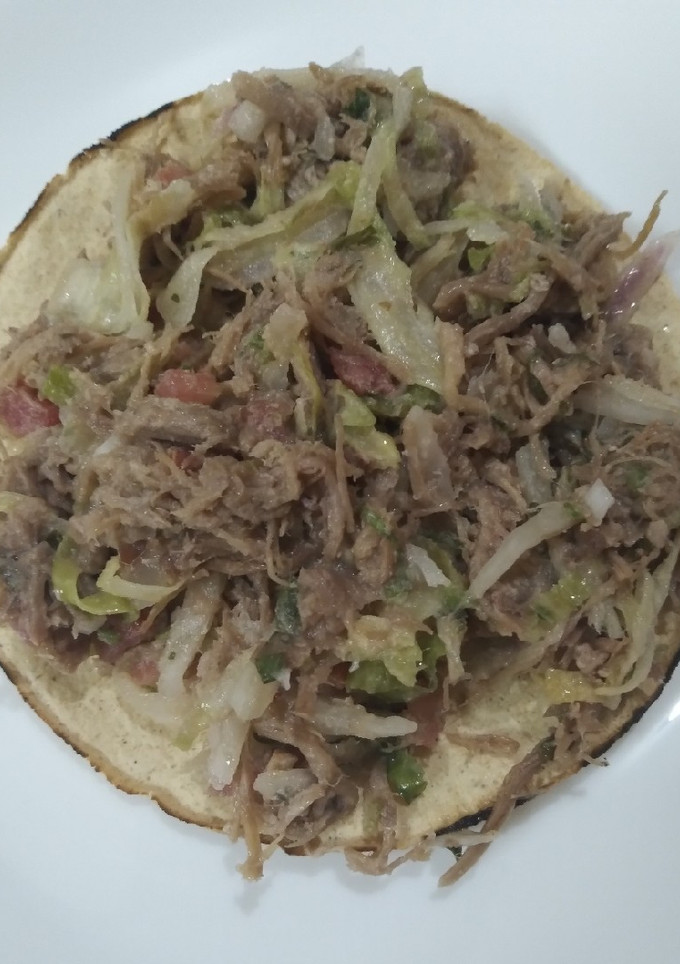Una foto de Salpicón en tostadas