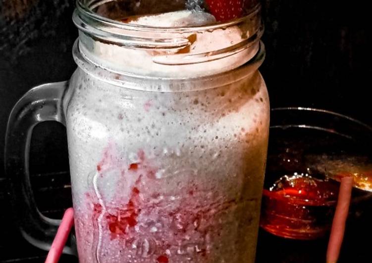 Cara Gampang Menyiapkan Strawberry Milk (Susu Stroberi + Selai), Lezat Sekali