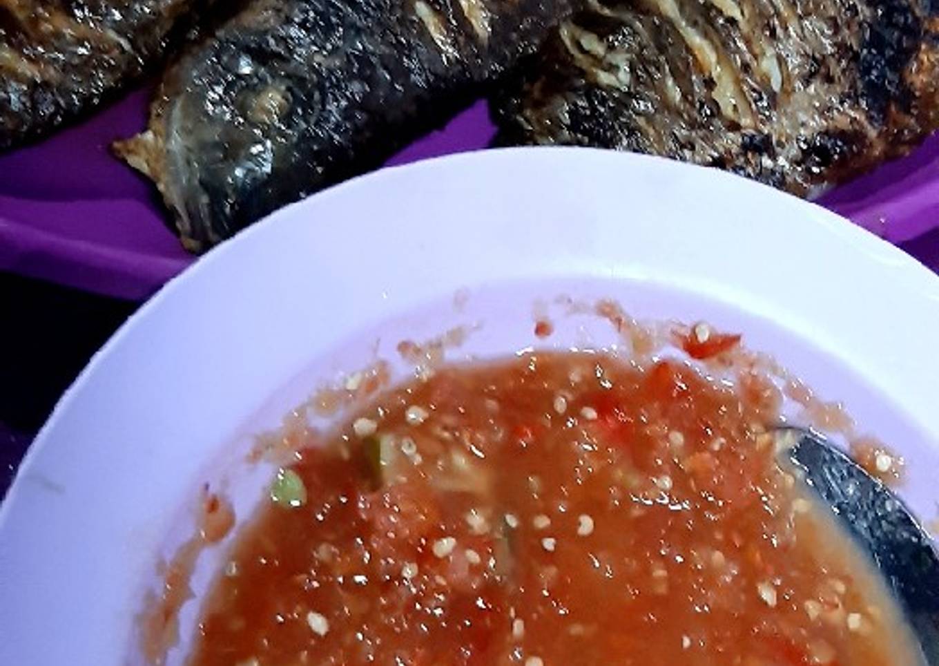 Sambel ikan atau ayam bakar