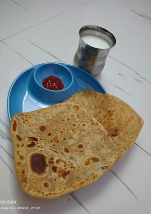 ચીઝ પોકેટ પરાઠા રેસીપી મુખ્ય ફોટો