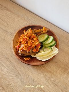 Foto resep Ayam Gepuk Sambal Mete