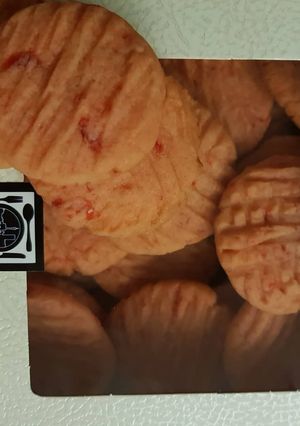 A picture of Cherry Biscuits.