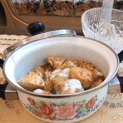 A picture of Chicken Handi.