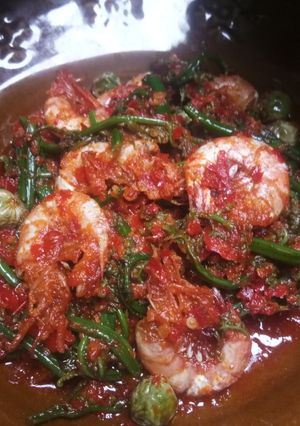 Foto resep Tumis Udang Sayur Paku