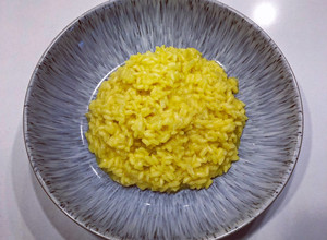 米蘭燉飯 Risotto alla Milanese 的食譜成品照片