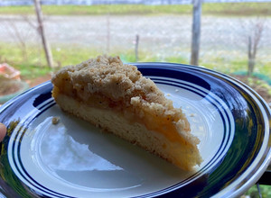 Una foto de Kuchen miga manzana