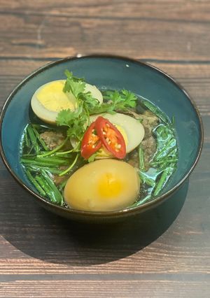 Hình của món Thịt Heo Rừng Kho Trứng.