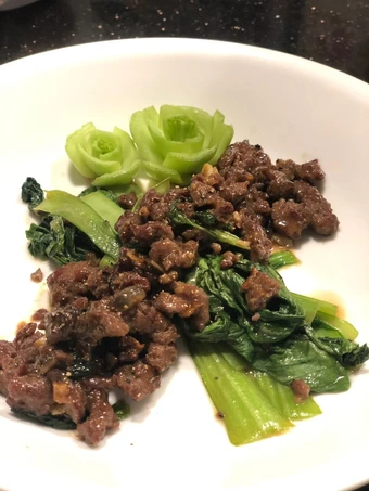 Langkah Gampang Menyiapkan Resep Pakcoy cah sapi Anti Ribet, Sempurna