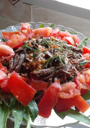 Una foto de Ensalada estilo sobras navideñas