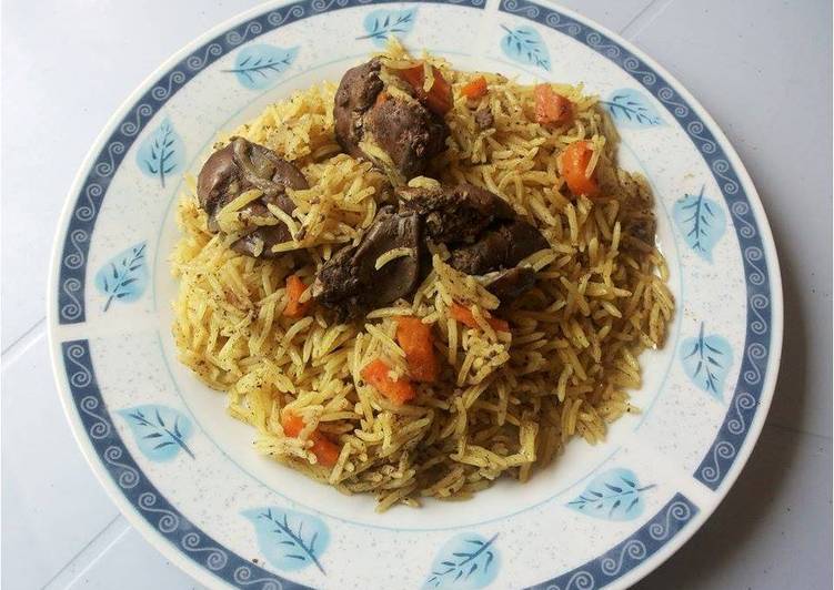طريقة عمل أرز بكبدة الدجاج و الجزر