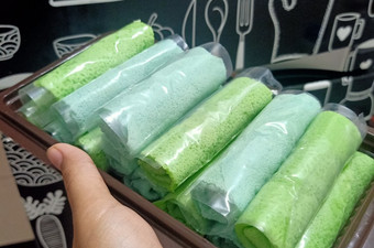 Cara Buat Dadar Gulung Untuk Pemula