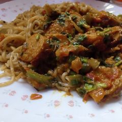 A picture of Sausage and noodles.