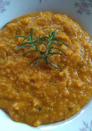 A picture of Garlic pumpkin hummes #localfoodcontest_nairobi_south.