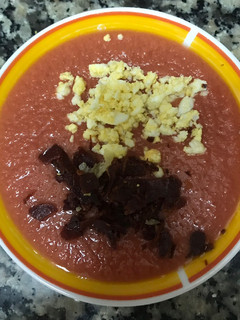 Una foto de Salmorejo de manzana