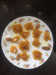 மாம்பழ பாதாம்அல்வா(mango badam halwa recipe in tamil) செய்முறை முக்கிய புகைப்படம்