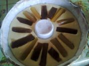 Una foto de pastel con maíz dulce