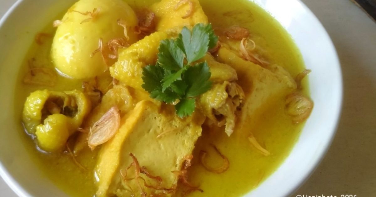 Opor Ayam Tahu Telur