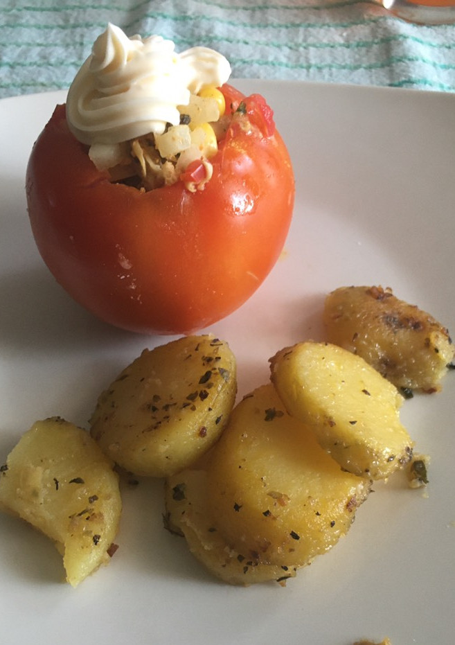 Una foto de Tomate relleno con mariscos