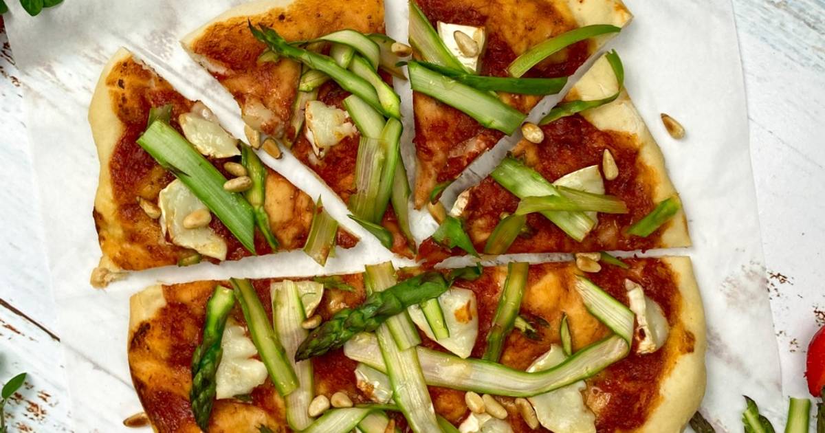 Spargel-Pizza mit Erdbeersauce Rezept von kecke.kueche - Cookpad