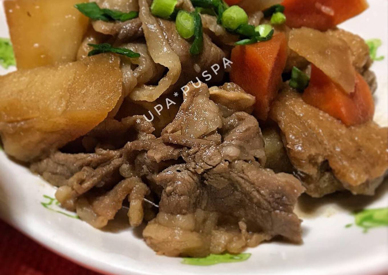 Niiyama niku jyaga (daging dan kentang)
