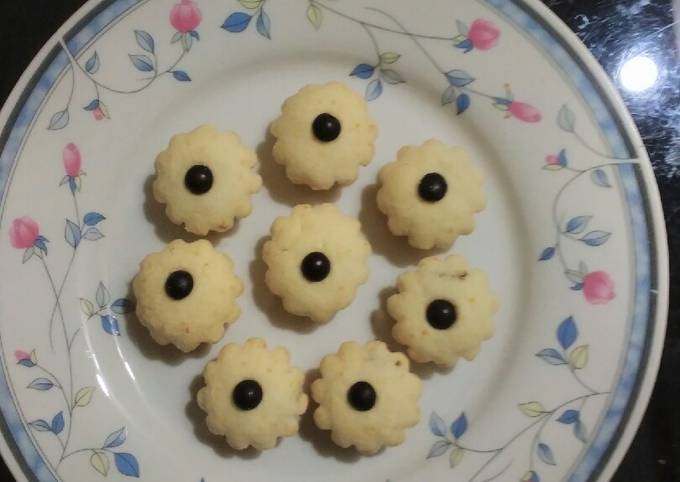 Easiest Way to Cook Yummy Kue sagu isi kurma